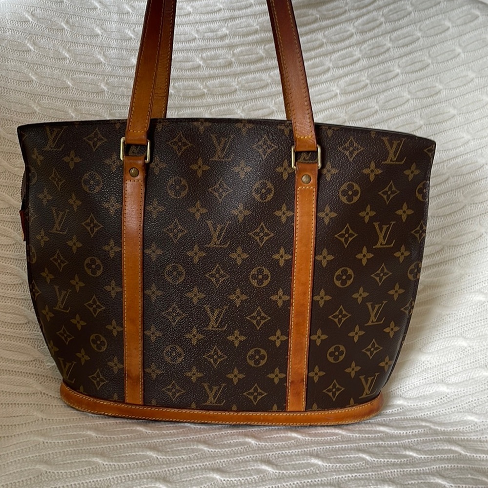 Louis Vuitton Tote bag